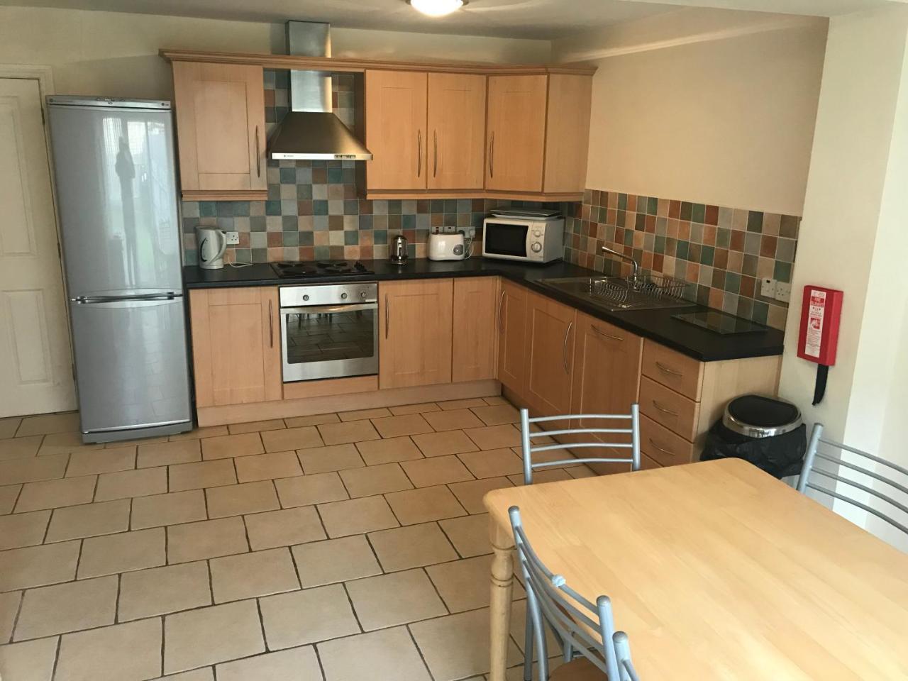 Causeway Holiday Homes Колрейн Экстерьер фото